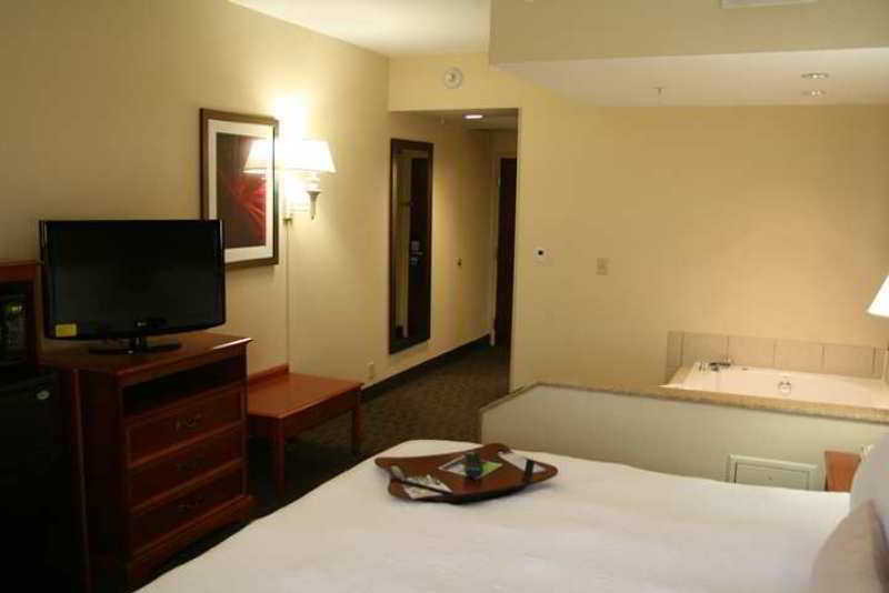 Hampton Inn Linden Room photo